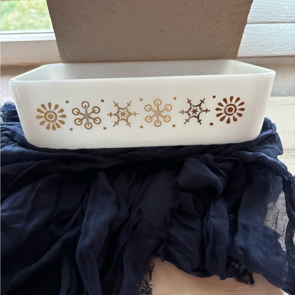 Glasbake White Gold Glass Rectangle Loaf Pan 3x6x3 in One-Piece